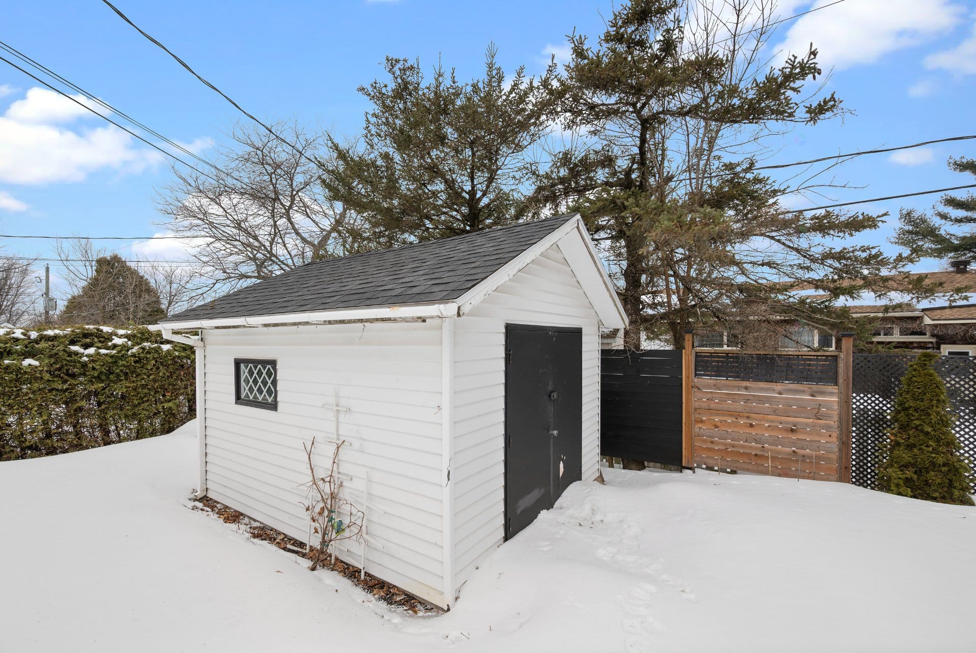 3216, Carré Bochart, Québec – 32